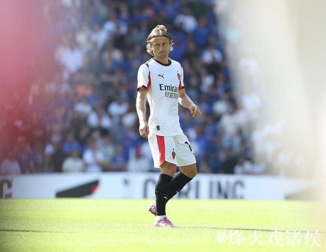 莫德里奇全场触球120次评分7.4，连续11场意甲首发打满90分钟